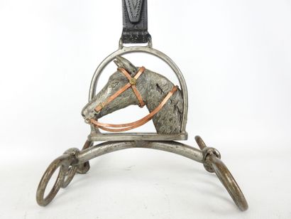 Standing ashtray in wrought iron and copper...