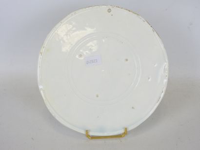Earthenware medallion-shaped PLAQUE decorated...