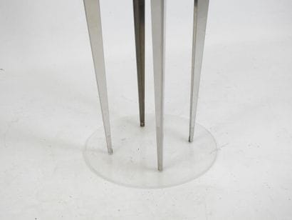 Thierry MUGLER : Table haute présentoir de...
