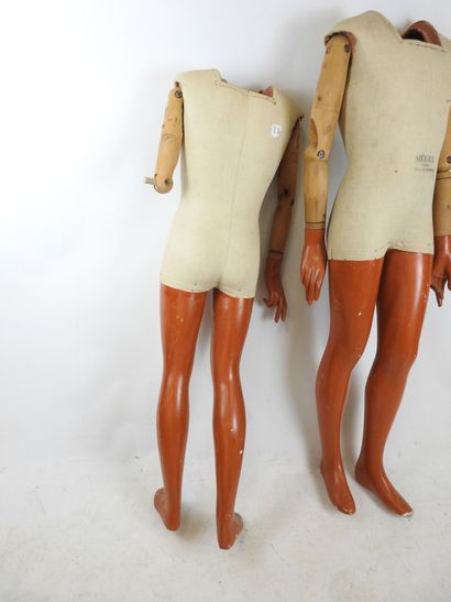 SIEGEL - Paris: Two articulated male mannequins,...