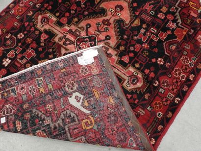 IRAN - HAMADAN : Wool carpet with geometric...
