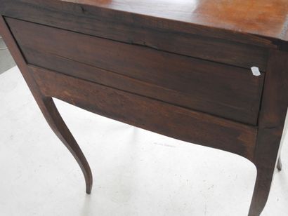 Walnut veneered sloping desk, opening with...