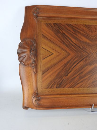 Rectangular-shaped PLATEAU in carved wood...