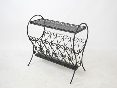 CHATY - VALLAURIS: Black lacquered metal...