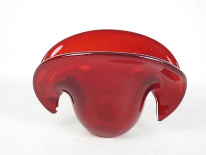 MURANO - OBALL: Free-form red glass vase,...