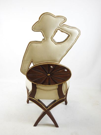 Carved and lacquered wood CHAIR, the backrest...