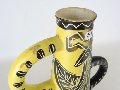 VALLAURIS - François Ré (XXe) : Vase à anses...