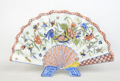 ROUEN (in the taste of): Earthenware flower-picking...