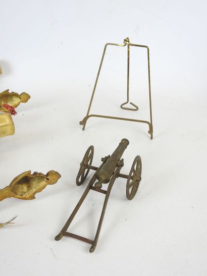 LOT including : - A gilt bronze Rocaille-style...