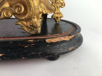 PENDULE in chased and gilded regule, the...