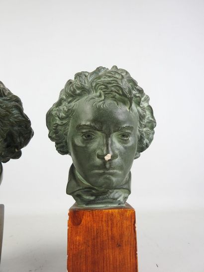GODESKI (20th): Two busts of Beethoven in...