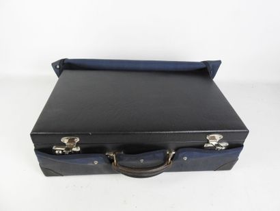 TOILETTE CASE in black imitation leather...