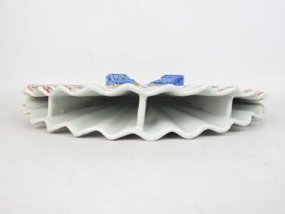 ROUEN (in the taste of): Earthenware flower-picking...