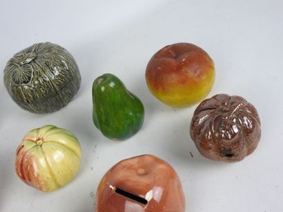 LOT of twelve glazed ceramic piggy banks...