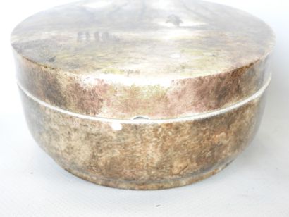 DE BYON (XIXth): Porcelain bonbonnière decorated...