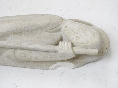 Marc HENARD (né en 1919) : Statue en pierre...