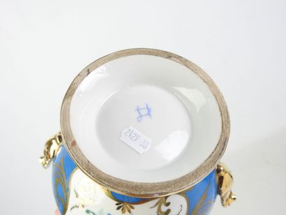 SEVRES: Porcelain cache pot with floral design...