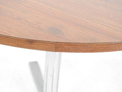 Circular TABLE with Formica top resting on...