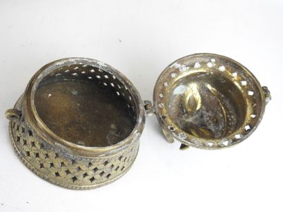 CHINA: Bronze perfume burner decorated with...