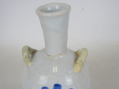 VASE with detached handles in earthenware...