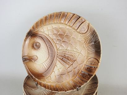SARREGUEMINES: Six brown earthenware plates...