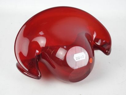MURANO - OBALL: Free-form red glass vase,...
