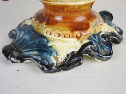 CUP on pedestal in barbotine with rocaille...