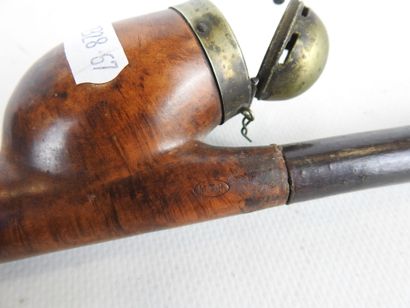 LOT of pipes and calumet in carved wood and...