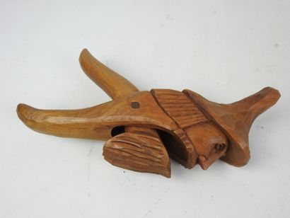 Saint Jacques de Compostelle. Carved wood...