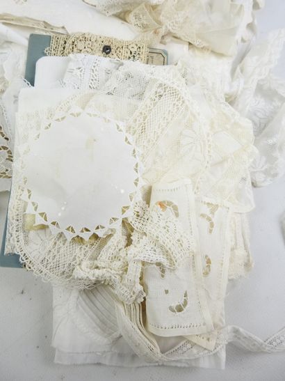 LOT of lace including small doilies, scraps...