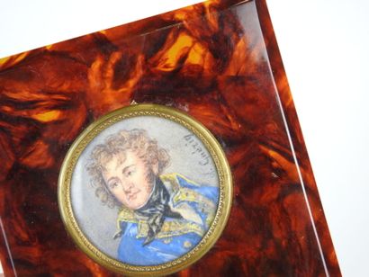 LOT including: - Bird. Limoges enamel medallion...
