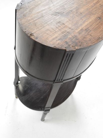 Mahogany oval curtain CHEVET resting on four...