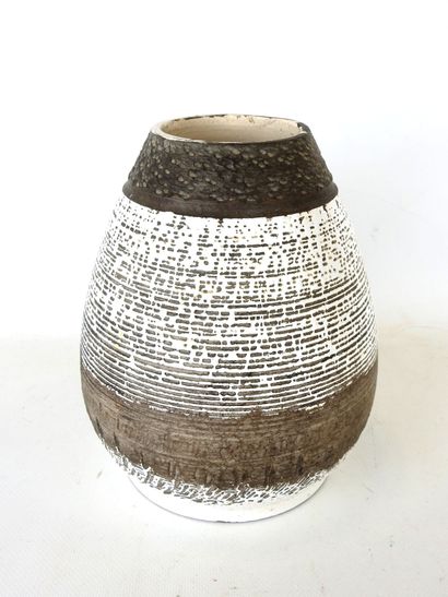 KERAMOS : Vase boule en terre brune partiellement...