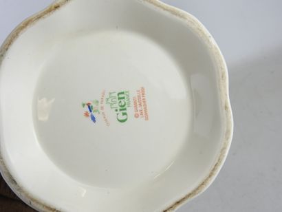 GIEN: Earthenware planter, birds of paradise...