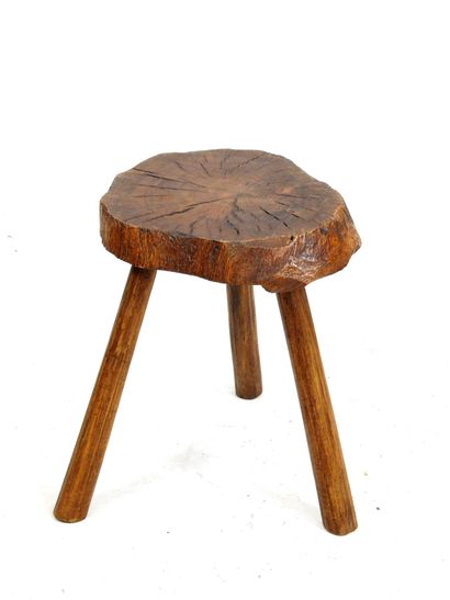 Wooden farmhouse TABOURET on tripod base....