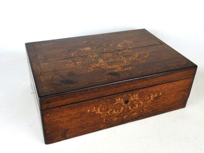 Rectangular case in rosewood veneer with...