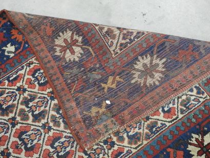 COULOIR GALLERY in knotted wool with geometric...