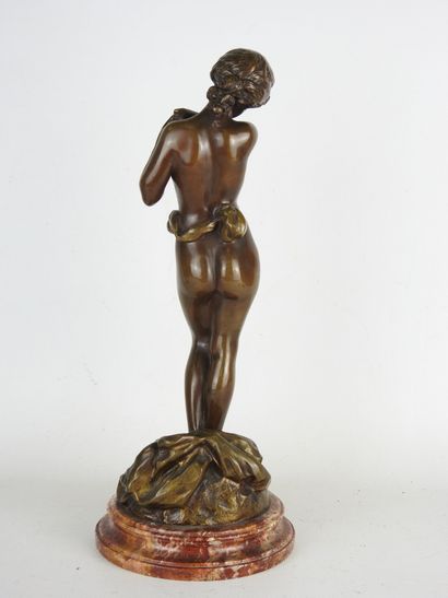 J. PECHIN (vers 1920) : Nu féminin. Sujet...