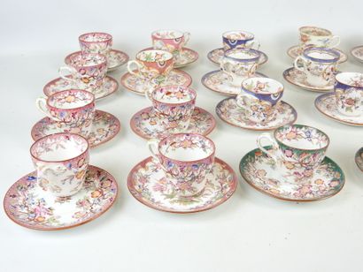 SARREGUEMINES: Large lot of earthenware cups...