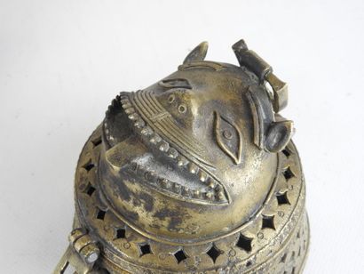 CHINA: Bronze perfume burner decorated with...