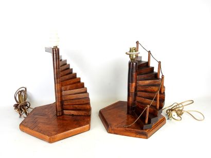 DEUX LAMPES en bois sur socle de forme hexagonale...