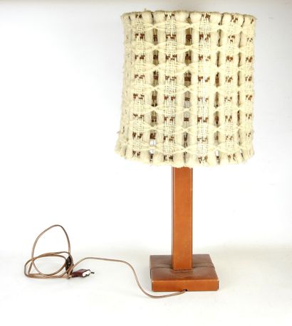 LE TANNEUR : Lampe à base carrée gainé de...