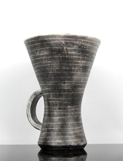 Mado JOLAIN (1929 - 2019): Grey ceramic diabolo...