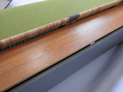 Hans J. WEGNER (1914-2007)
Convertible bench...