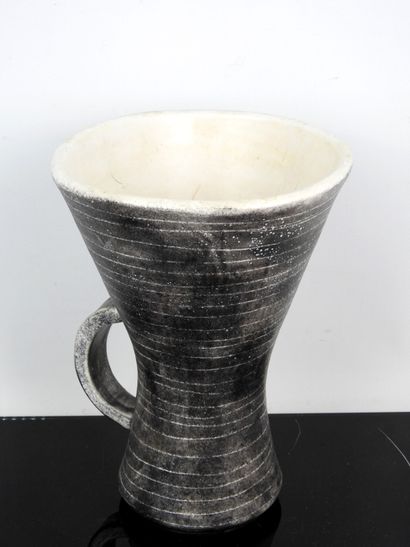 Mado JOLAIN (1929 - 2019): Grey ceramic diabolo...