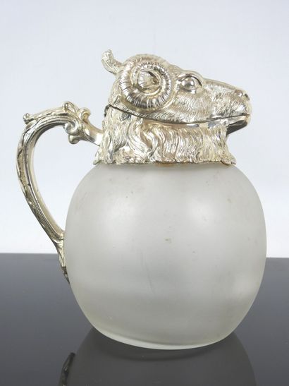 GUCCI (in the style): Pitcher and two drinking...
