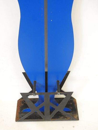 Man and Woman. Articulated sculpture in red,...