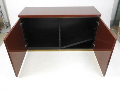 Jean-Claude MAHEY (born 1944)
Buffet in burgundy-red...