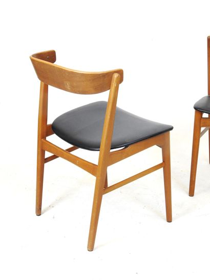 FARSTRUP Editeur - Denmark: Four chairs in...