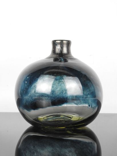 Claude MONOD (1944-1990): Glass ball vase...